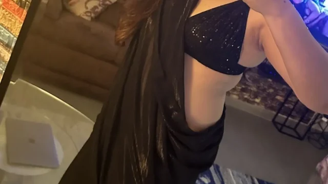 Simran elite companion in Bur Dubai